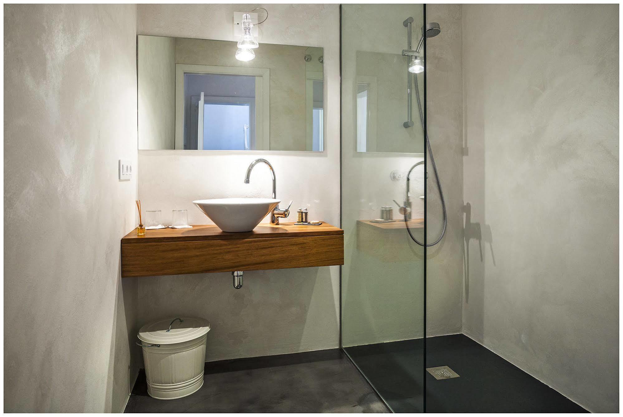 Cheap & Chic Hotel Ciutadella  Esterno foto