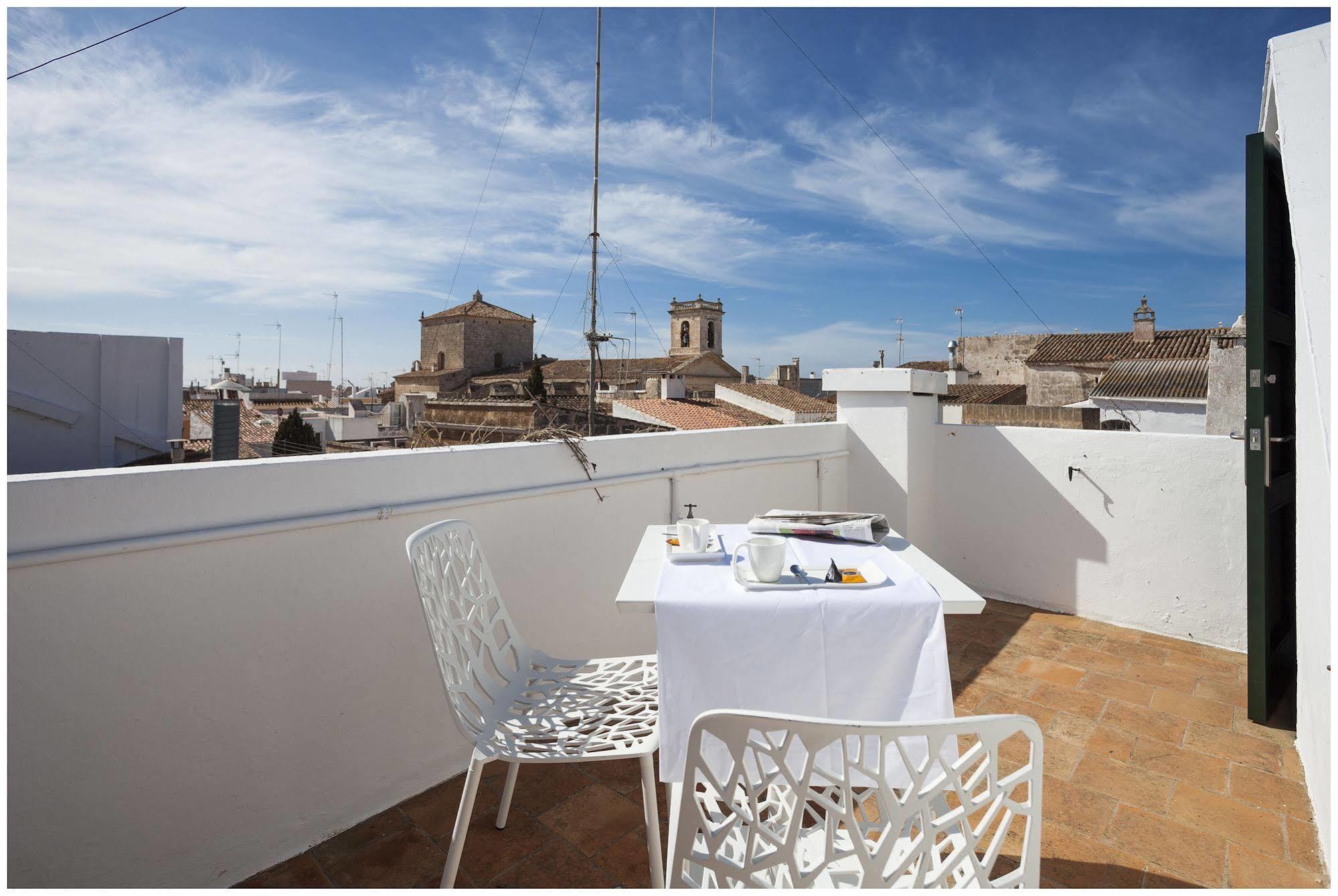Cheap & Chic Hotel Ciutadella  Esterno foto
